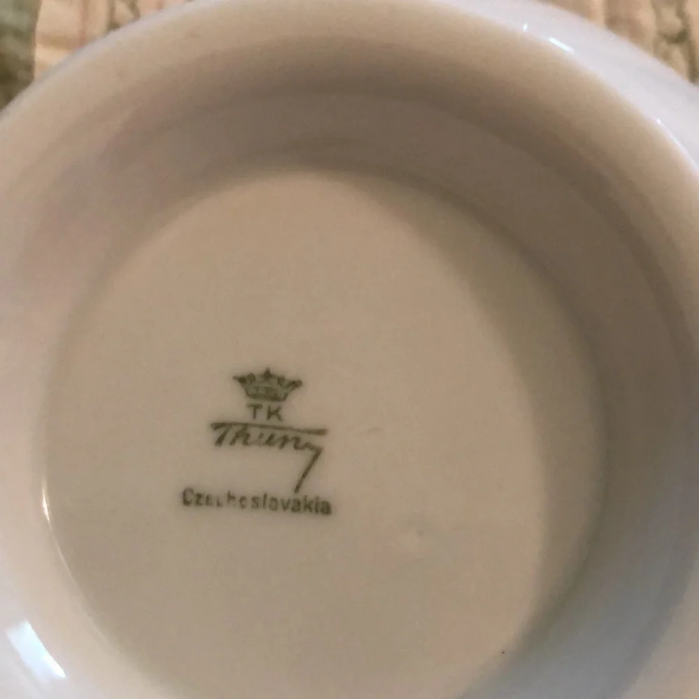Vintage Pedestal Bowl Thun
